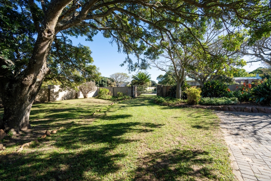5 Bedroom Property for Sale in West Bank Eastern Cape